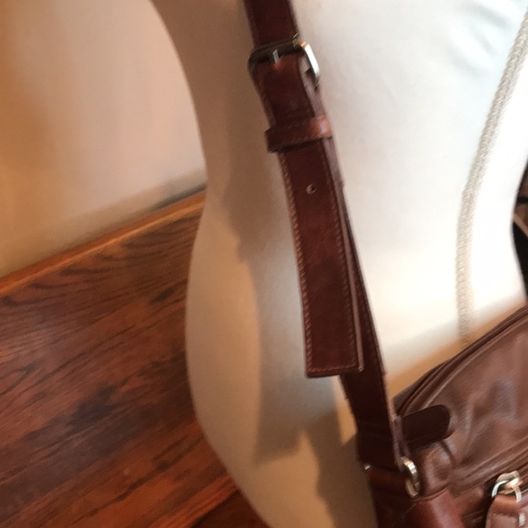 RELIC BROWN CROSSBODY BAG - Picture 4 of 13